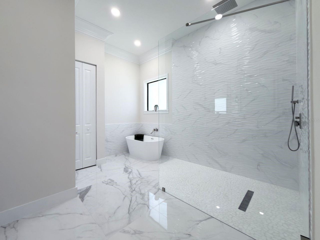 9222 Rosebud Circle, Port Charlotte, FL 33981 Photo