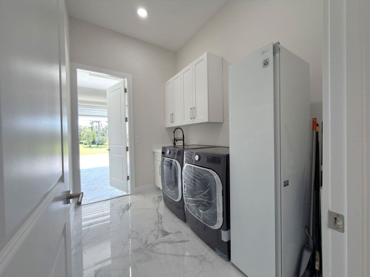 9222 Rosebud Circle, Port Charlotte, FL 33981 Photo