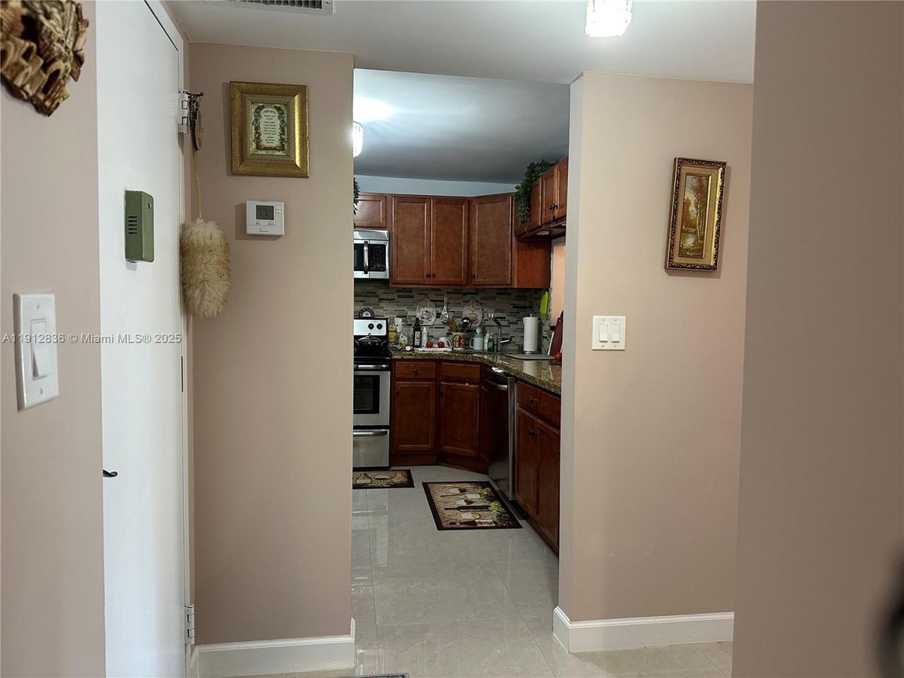 1865 S Ocean Dr, Unit 6H, Hallandale Beach, FL 33009 Photo