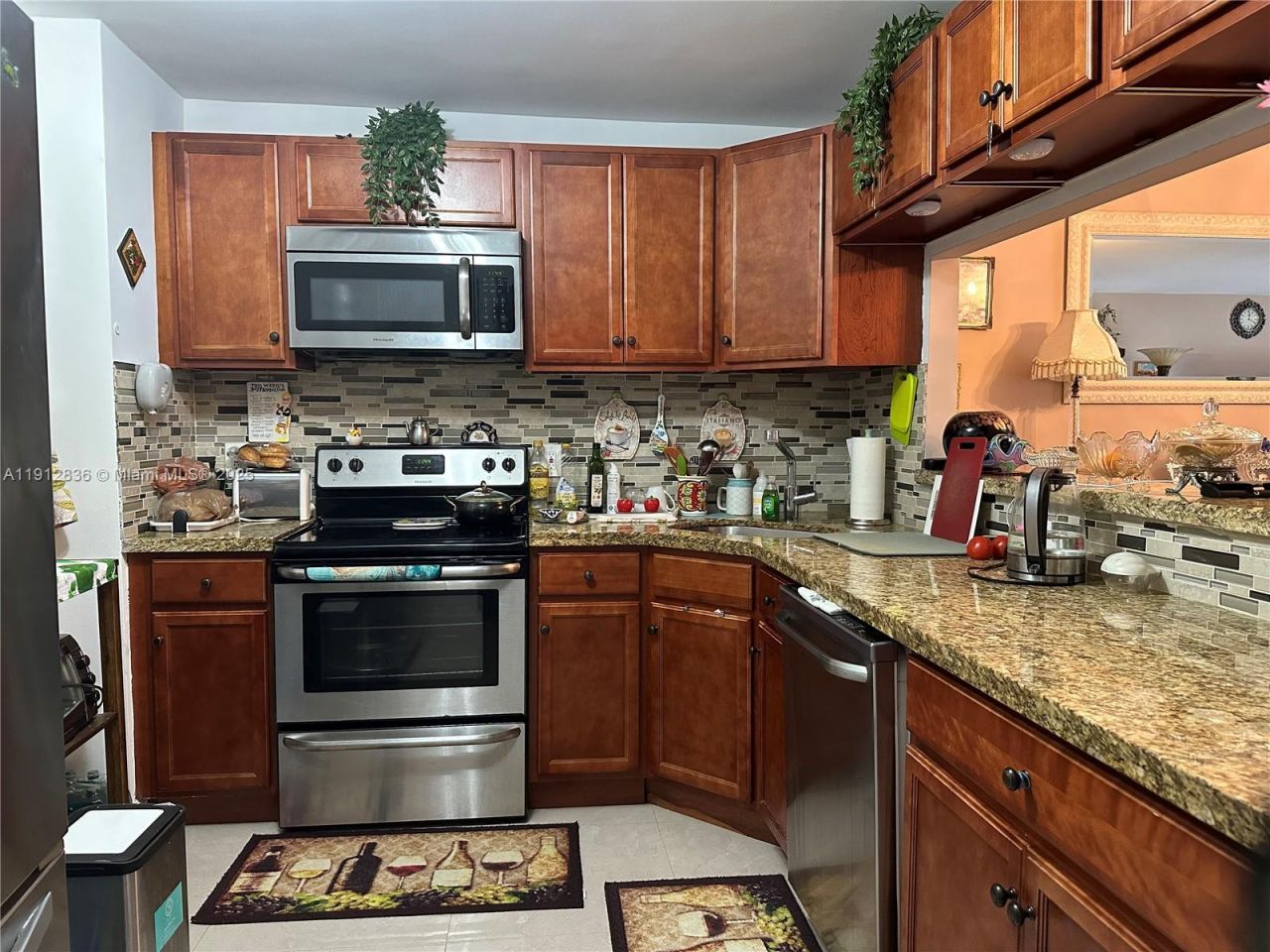 1865 S Ocean Dr, Unit 6H, Hallandale Beach, FL 33009 Photo