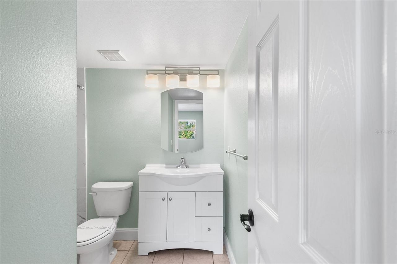 6262 Emerson Avenue S, Unit 21, Saint Petersburg, FL 33707 Photo