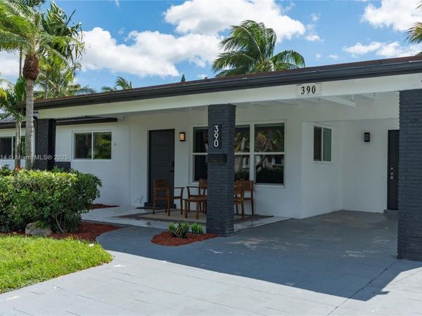 390 NW 40th St, Deerfield Beach, FL 33064