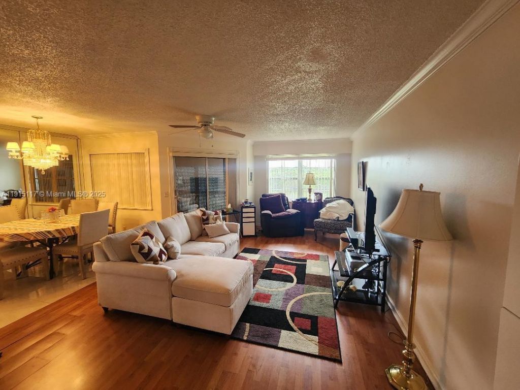 300 SW 130th Ter, Unit 412B, Pembroke Pines, FL 33027 Photo