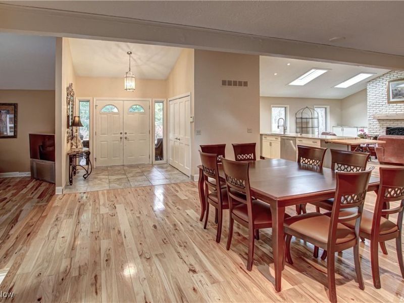 711 Cross Creek Oval, Aurora, OH 44202 Photo 13