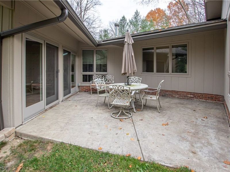 711 Cross Creek Oval, Aurora, OH 44202 Photo 16