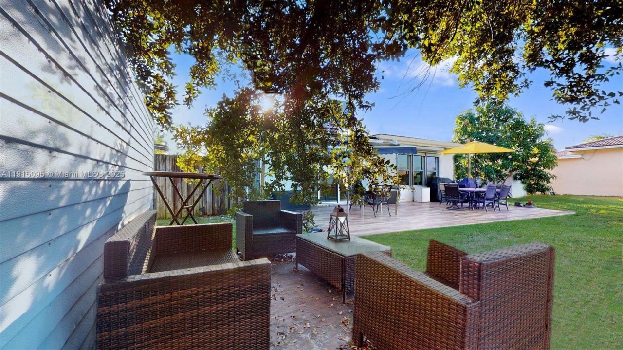 105 N 31st Ave, Hollywood, FL 33021 Photo