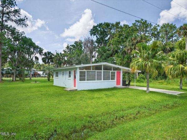 119 LUDWIG Avenue, Crescent City, FL 32112