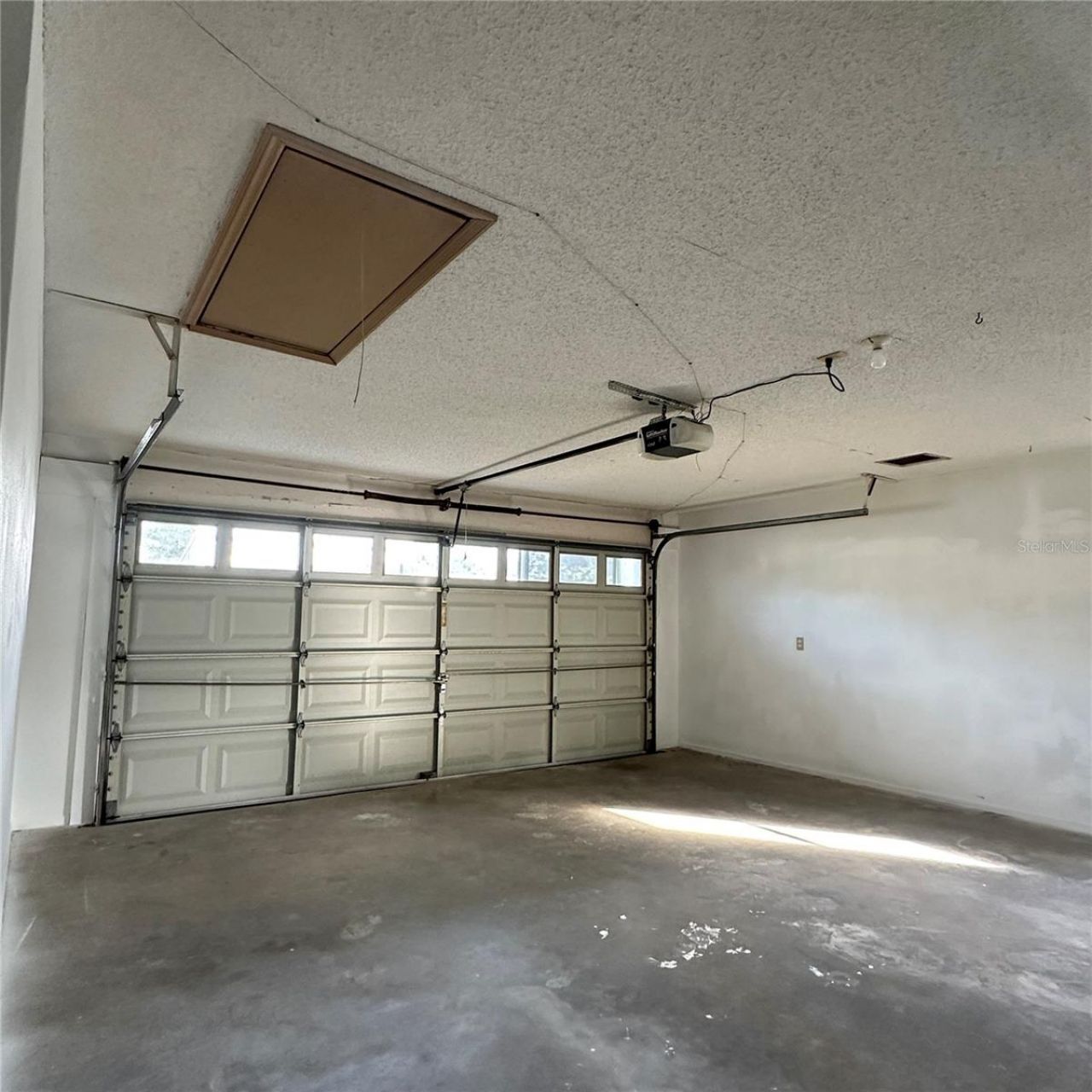 5005 Leon Drive, Palmetto, FL 34221 Photo