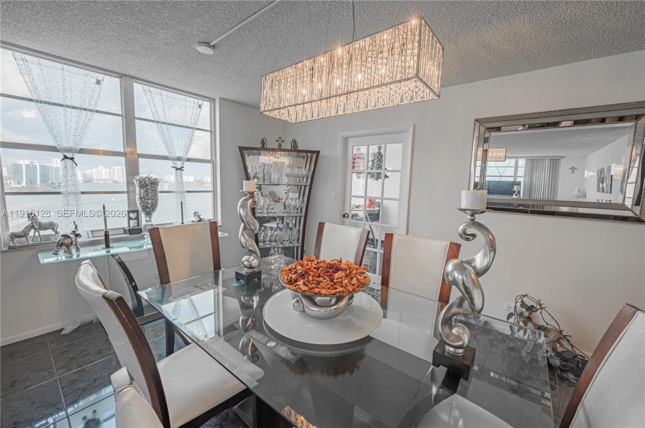 301 174th St, Unit 1503, Sunny Isles Beach, FL 33160 Photo