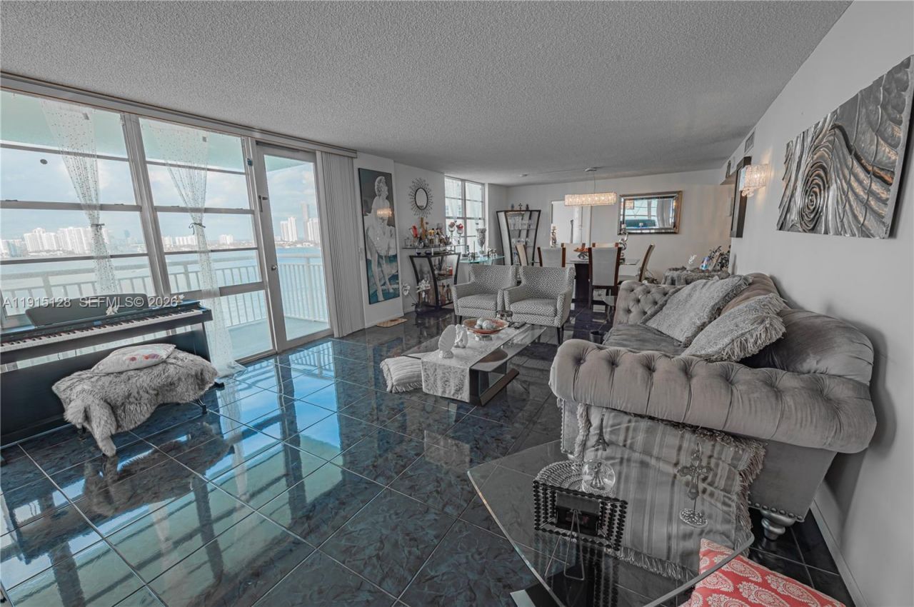 301 174th St, Unit 1503, Sunny Isles Beach, FL 33160 Photo