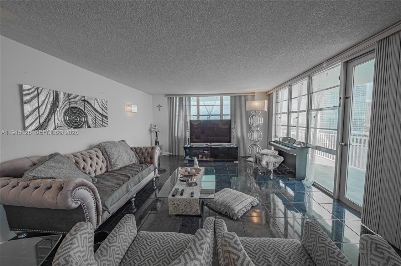 301 174th St, Unit 1503, Sunny Isles Beach, FL 33160 Photo
