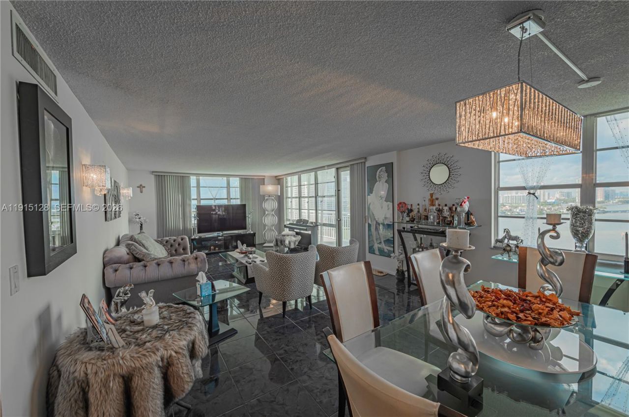 301 174th St, Unit 1503, Sunny Isles Beach, FL 33160 Photo