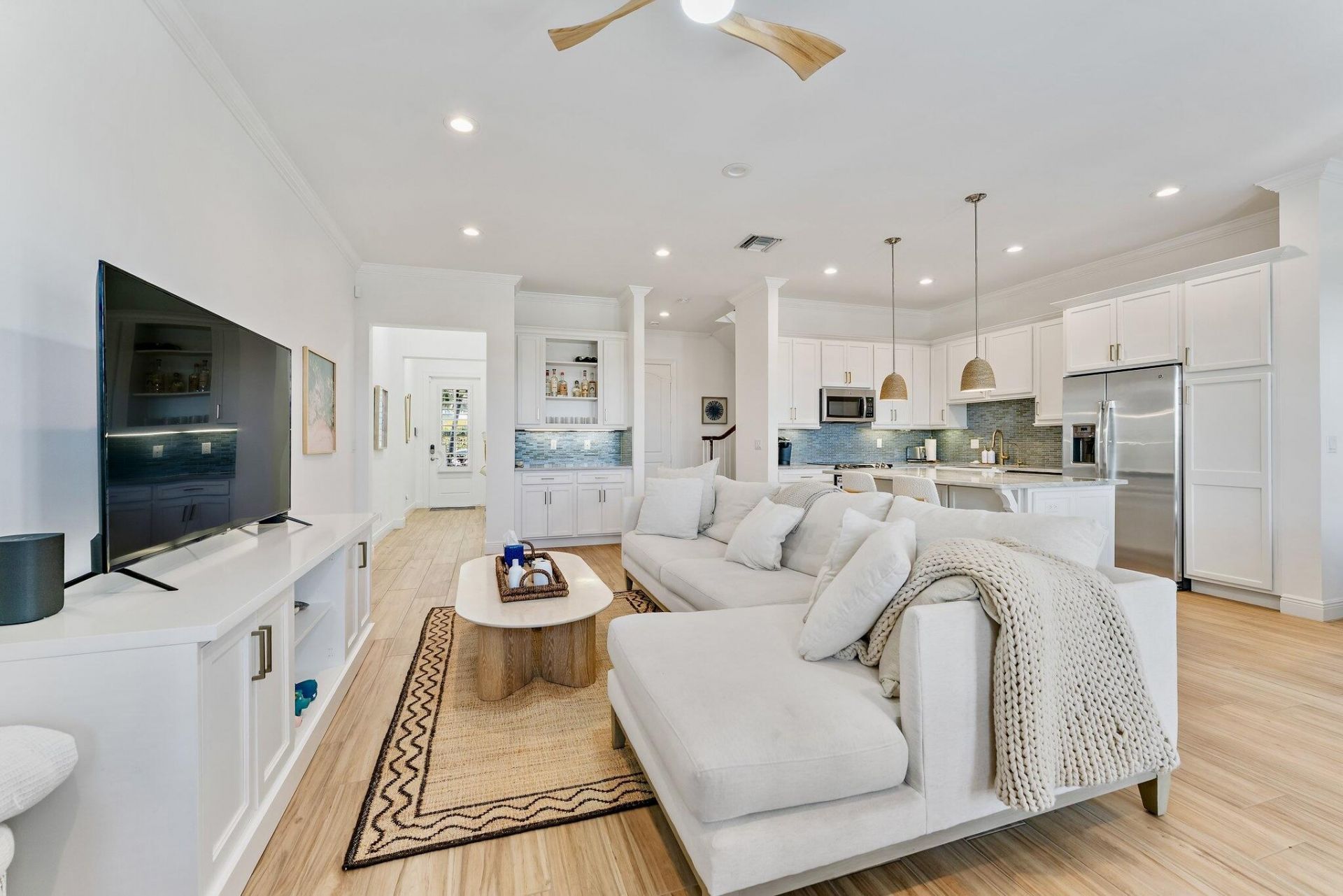 138 Ocean Breeze Drive, Juno Beach, FL 33408 Photo