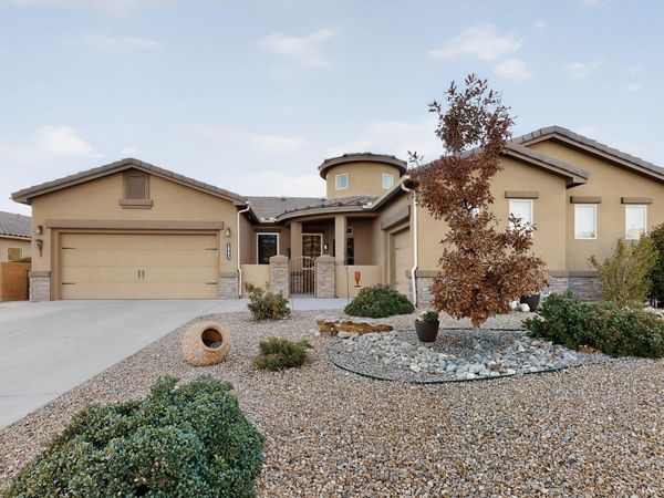 1805 Vista De Colinas Drive SE, Rio Rancho, NM 87124