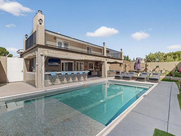 5420 Hayes Drive NW, Albuquerque, NM 87120