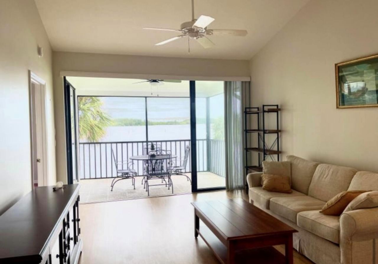6142 SE Landing Way, Unit 9-11, Stuart, FL 34997 Photo
