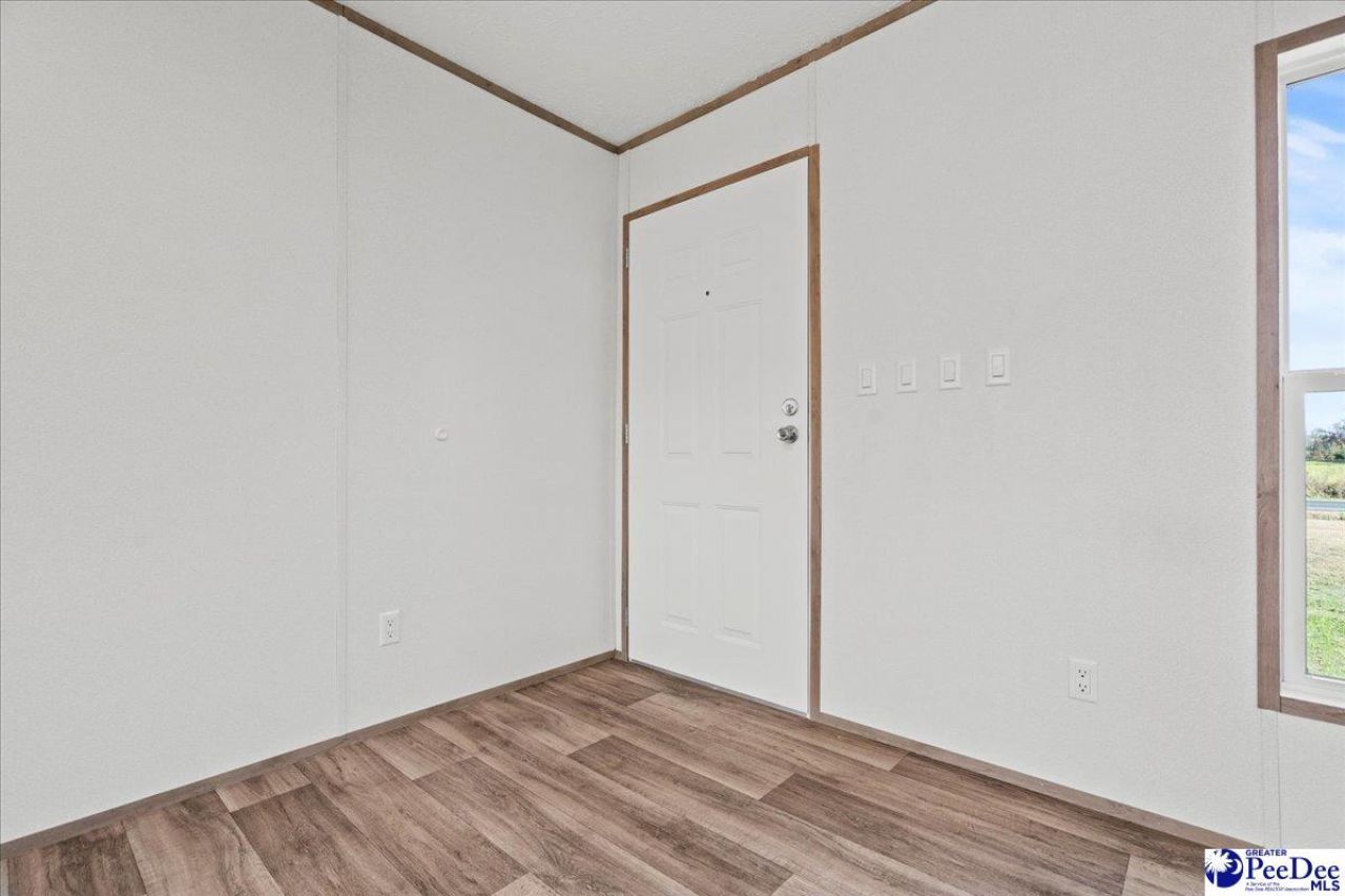 1549 Patty Rd Photo 7