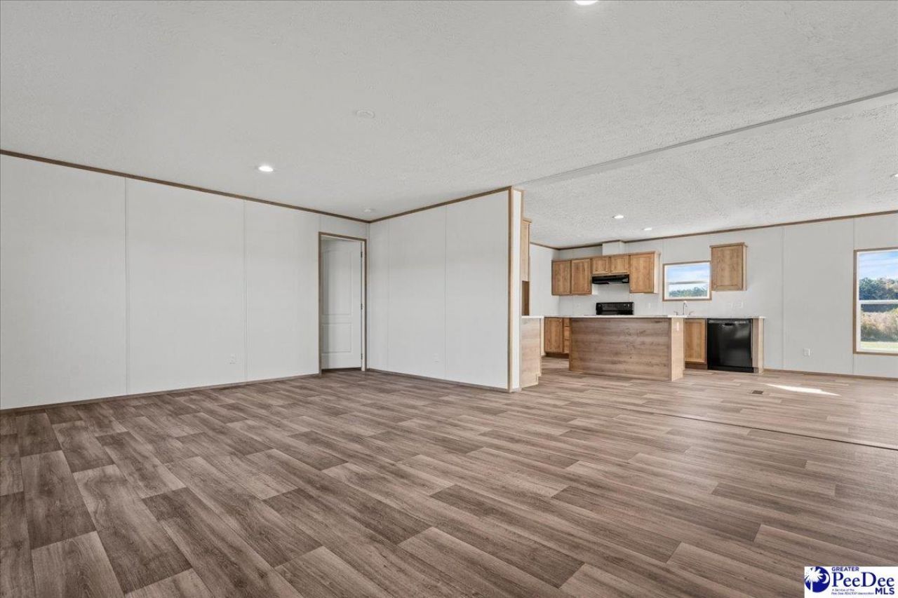 1549 Patty Rd Photo 8