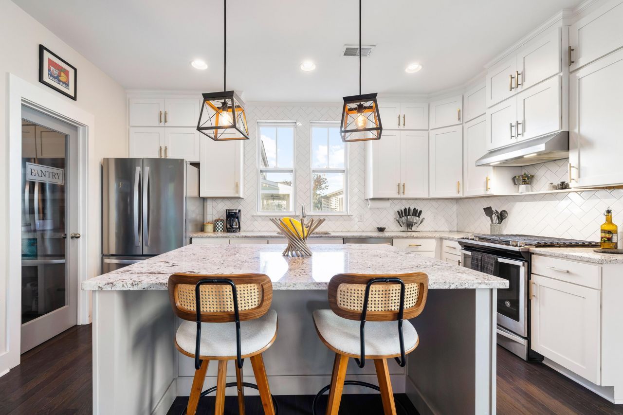 4415 Social Alley Photo 10