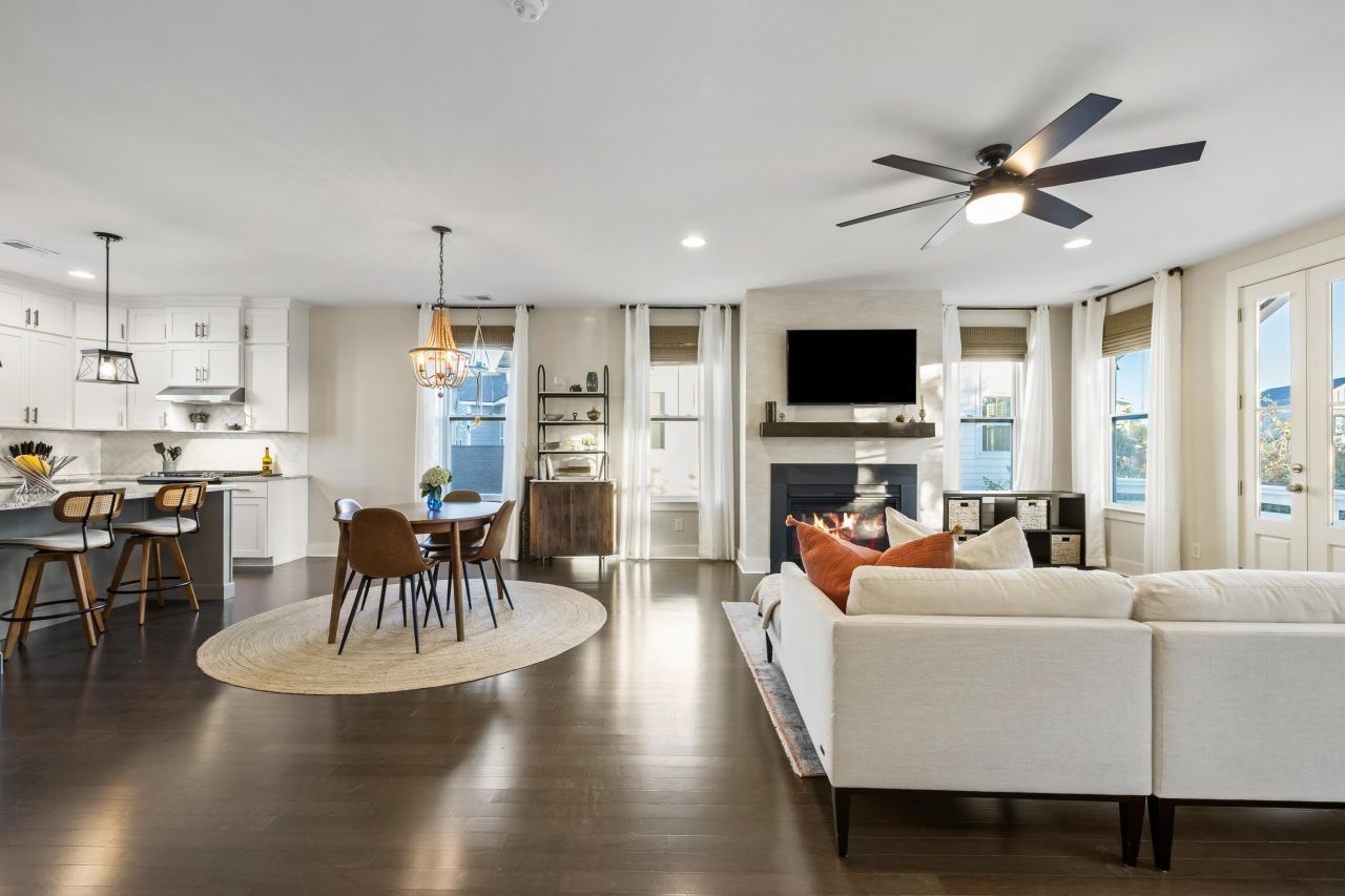 4415 Social Alley Photo 7