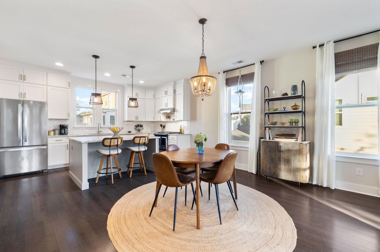 4415 Social Alley Photo 9