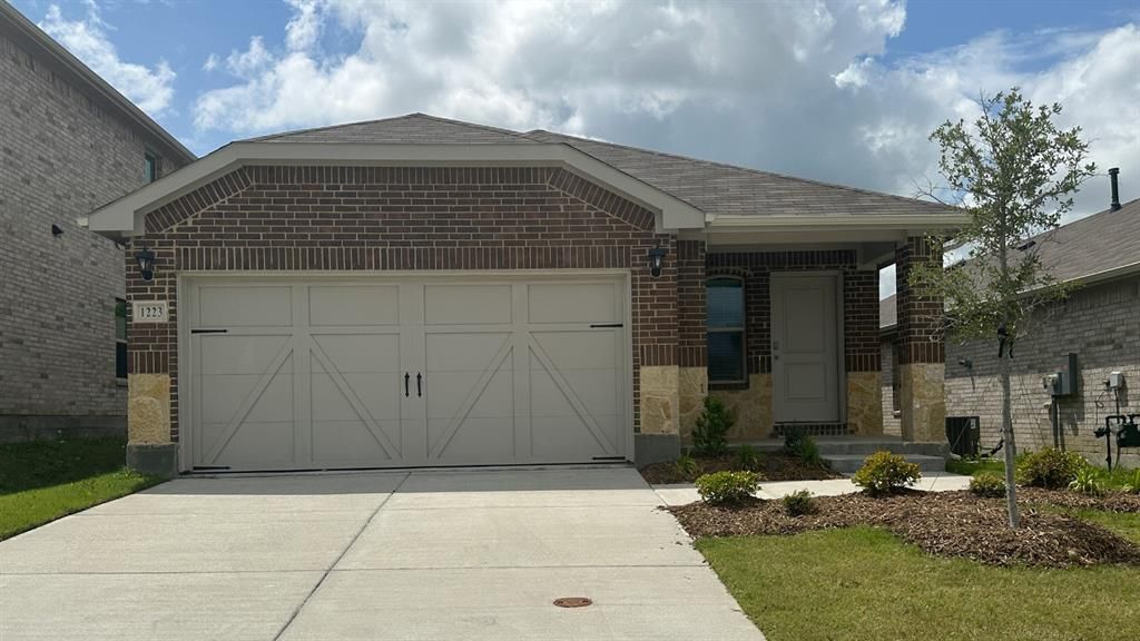 1223 Barkridge Drive, Crandall, TX 75114 Main Photo