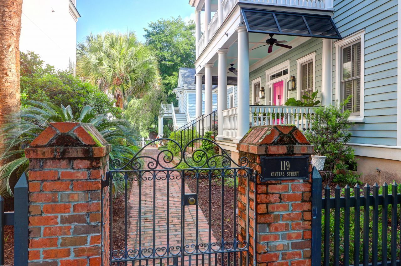 119 Civitas Street Photo 2