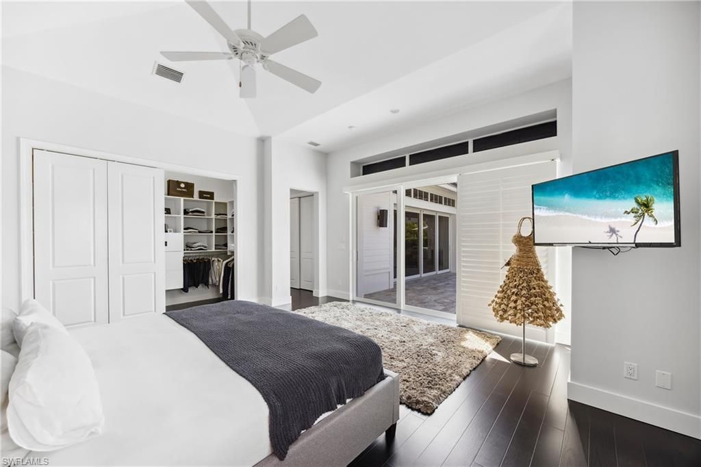 299 Mermaids Bight, Naples, FL 34103 Photo