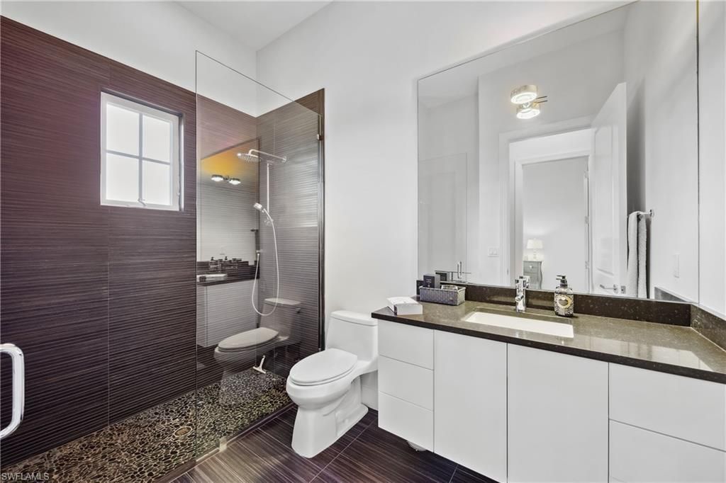 299 Mermaids Bight, Naples, FL 34103 Photo