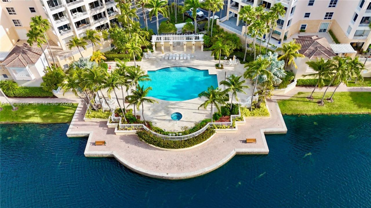 717 Crandon Blvd, Unit 507, Key Biscayne, FL 33149 Photo