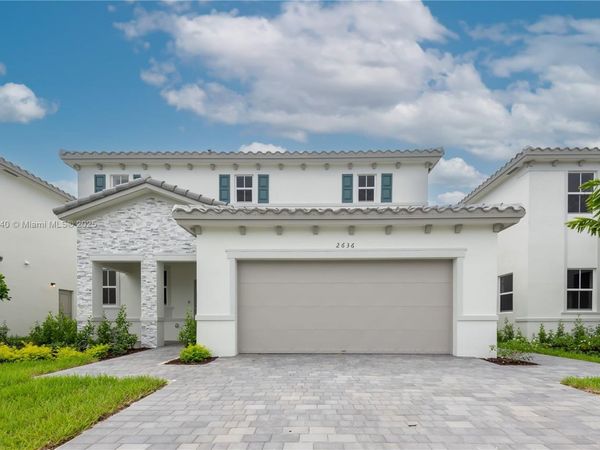 2636 SE 8th Ct, Homestead, FL 33035