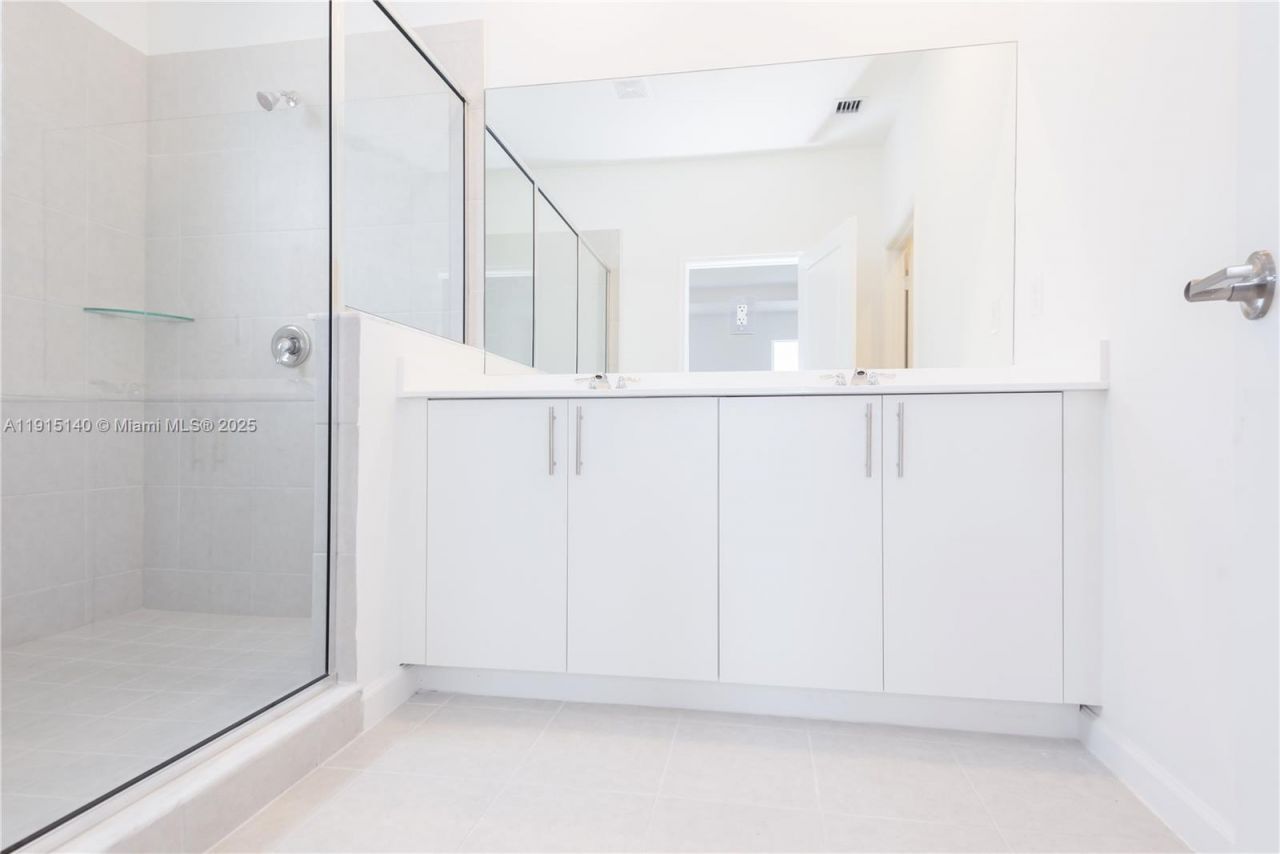 2636 SE 8th Ct, Homestead, FL 33035 Photo