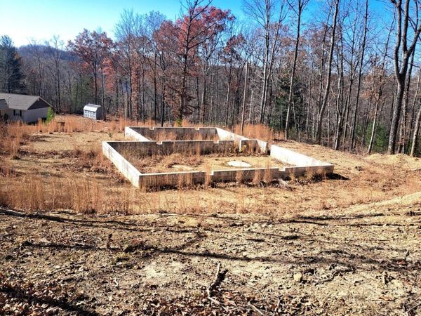 Evelyn Pvt Drive, Huntsville, TN 37756