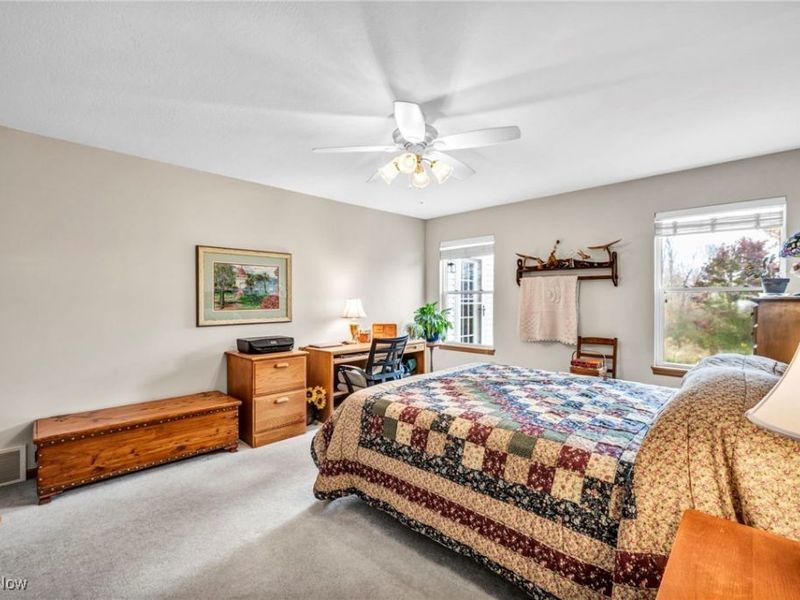 902 Devonwood Drive, Wadsworth, OH 44281 Photo 24