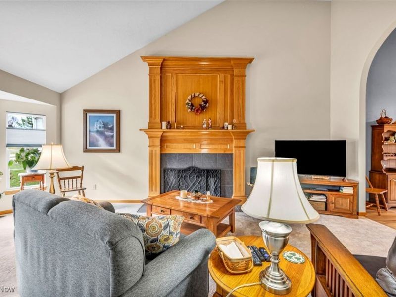 902 Devonwood Drive, Wadsworth, OH 44281 Photo 7