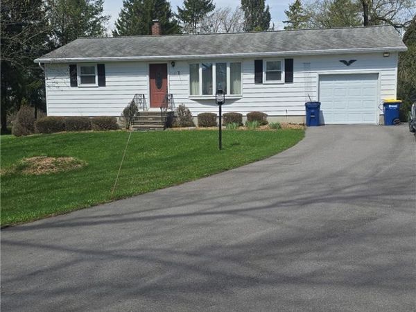 7167 Broadfield Road, Jamesville, NY 13078