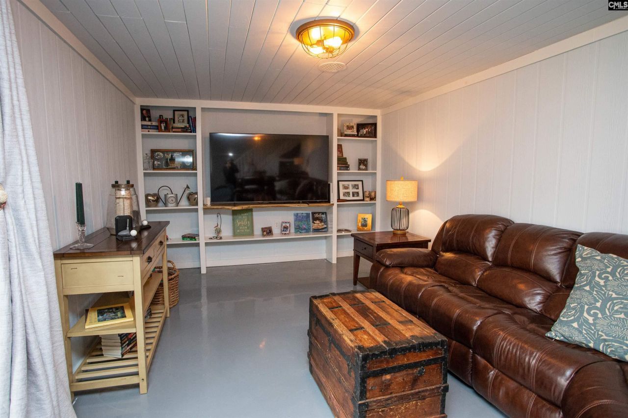 1736 Lake Road Photo 38