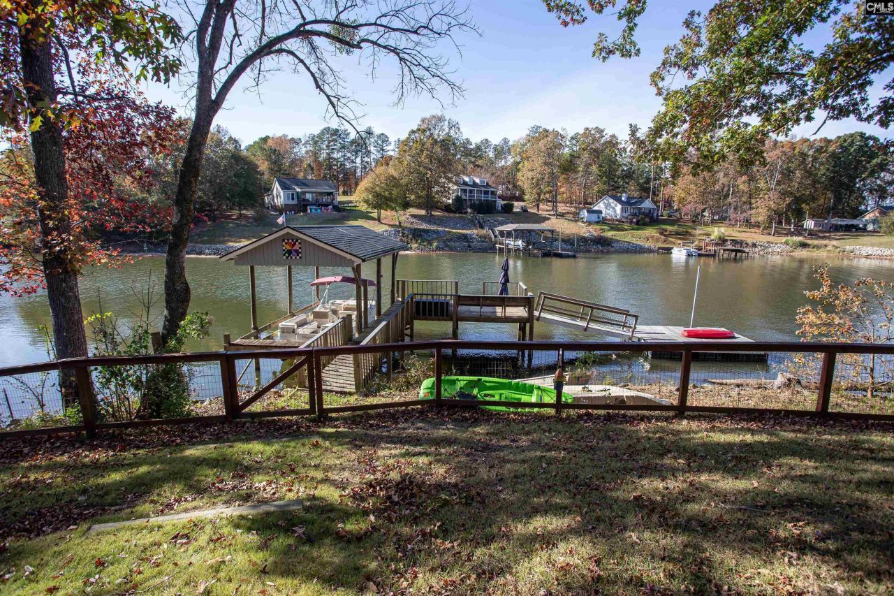 1736 Lake Road Photo 4