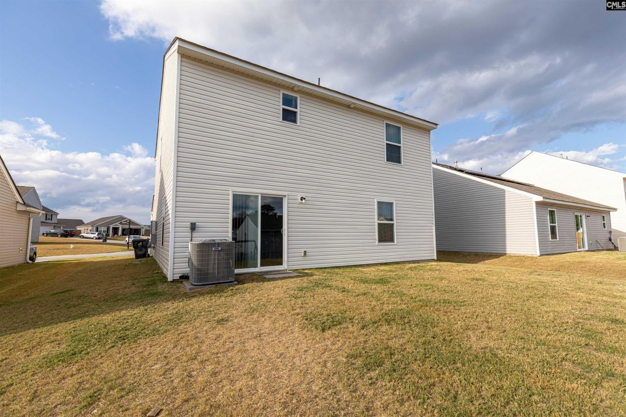 1547 Meditation Lane Photo 31