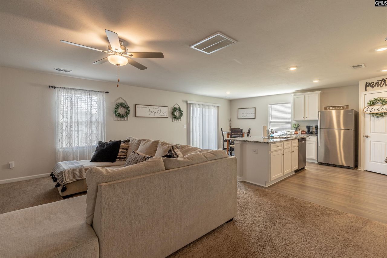 1547 Meditation Lane Photo 7