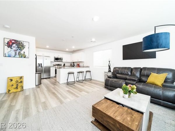 2849 Desert Mosaic Lane, Unit 5, Las Vegas, NV 89183