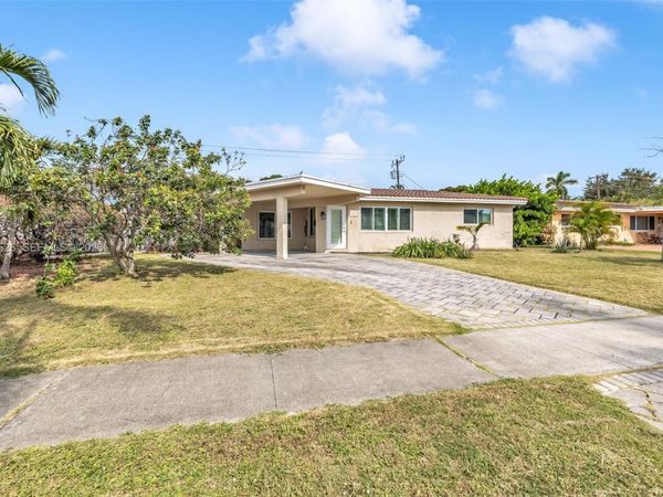 2221 NE 61st Ct, Fort Lauderdale, FL 33308