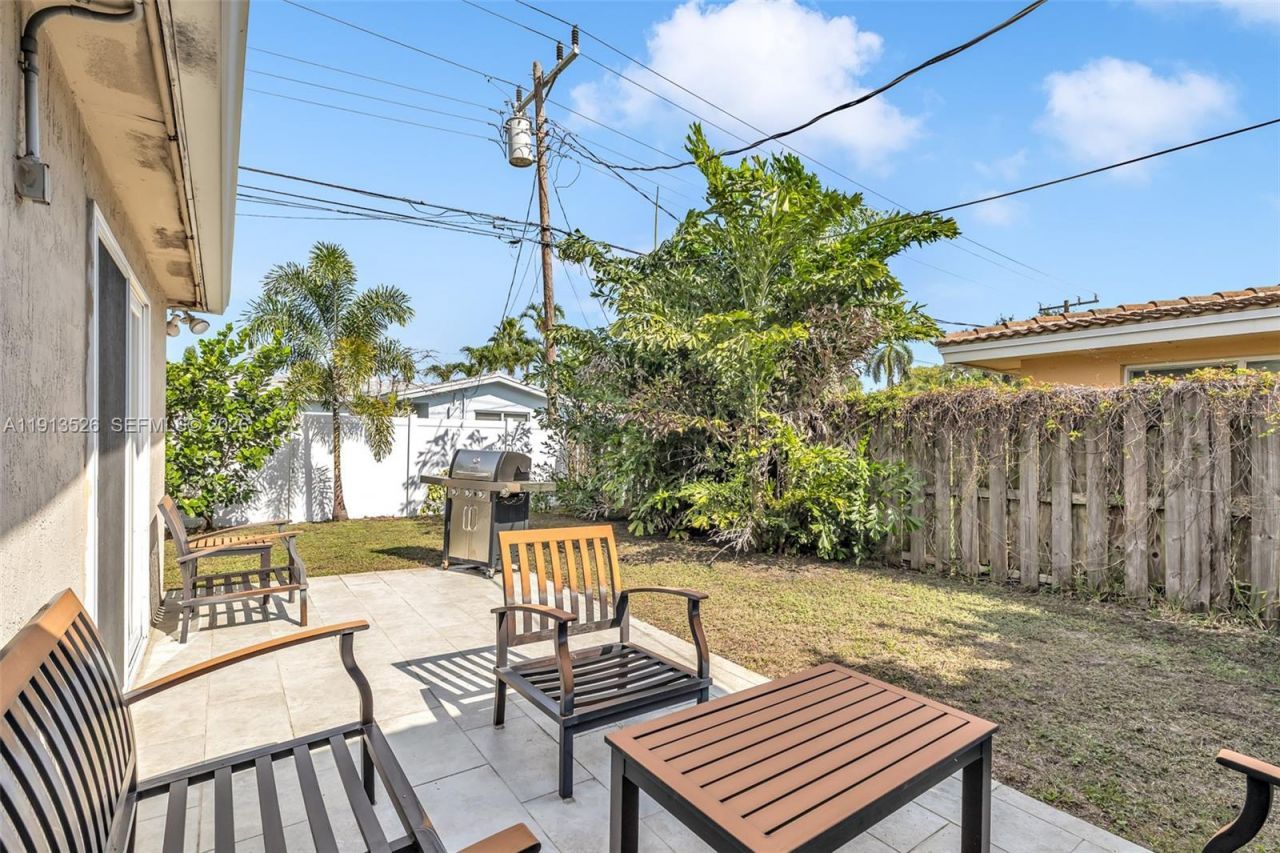 2221 NE 61st Ct, Fort Lauderdale, FL 33308 Photo