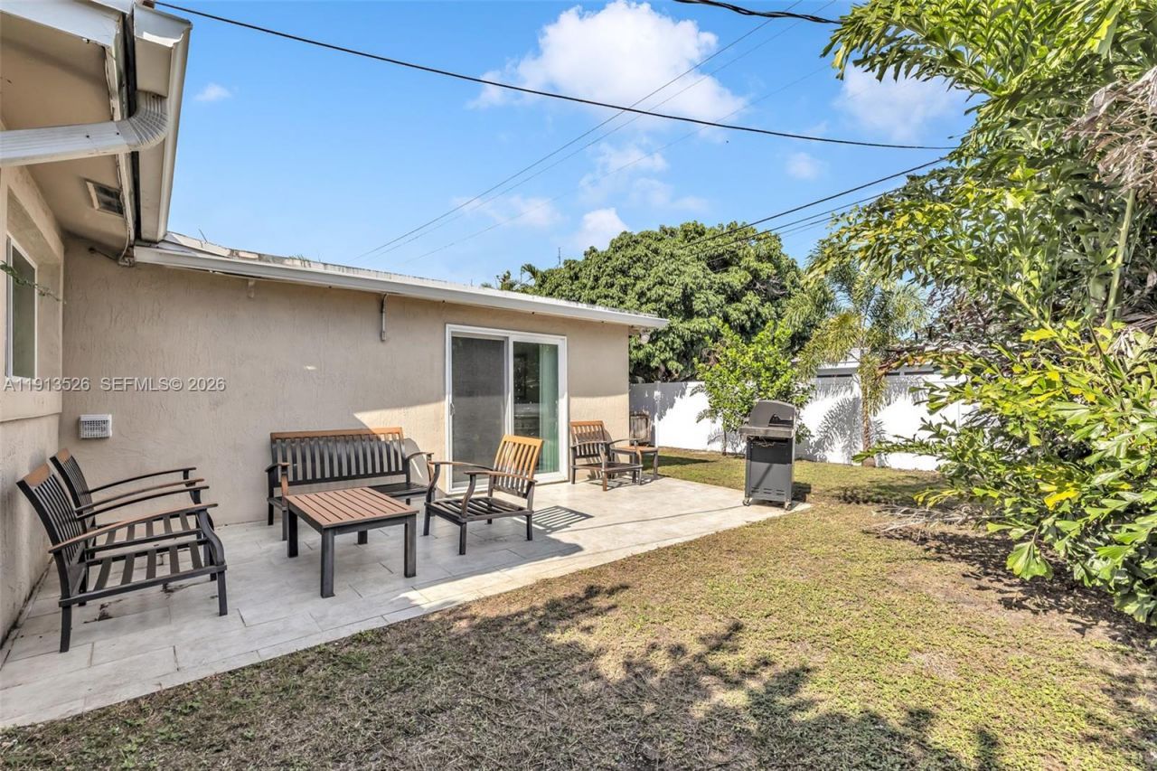 2221 NE 61st Ct, Fort Lauderdale, FL 33308 Photo