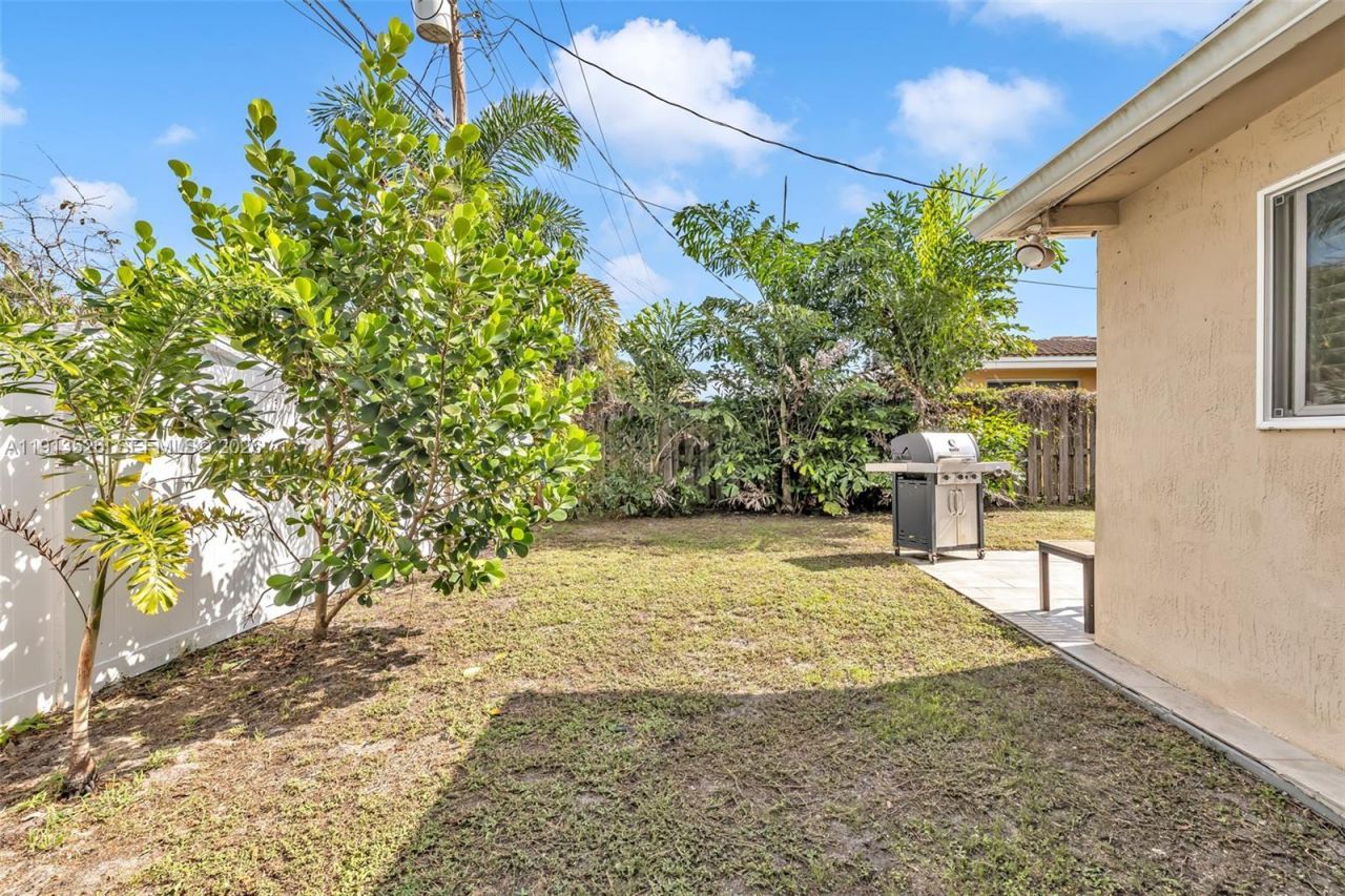 2221 NE 61st Ct, Fort Lauderdale, FL 33308 Photo