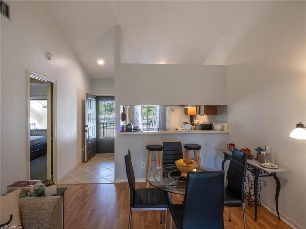 5857 Rattlesnake Hammock Rd, Unit 204, Naples, FL 34113 Photo