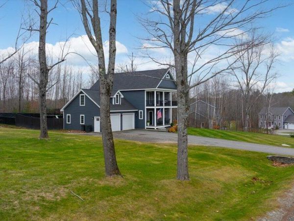 22 Woodside Drive, Sabattus, ME 04280
