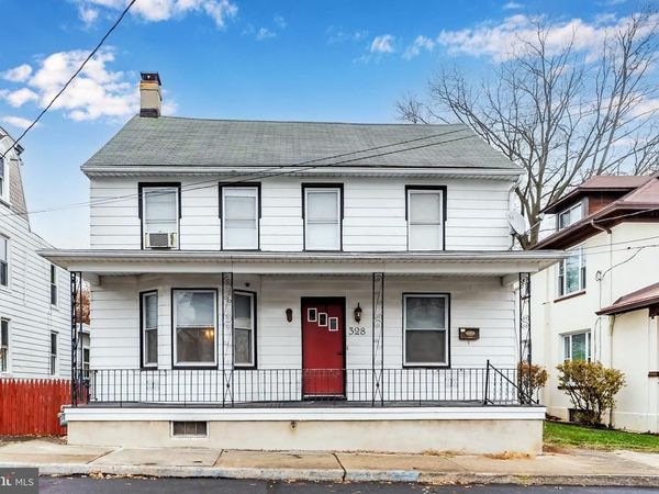328 N SPRING STREET, MIDDLETOWN, PA 17057
