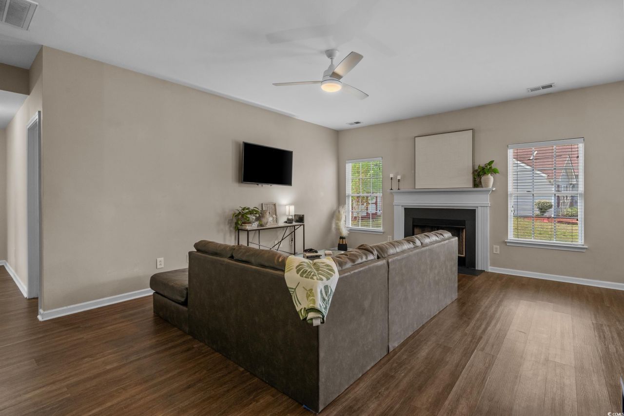 127 Heath Dr. Photo 11