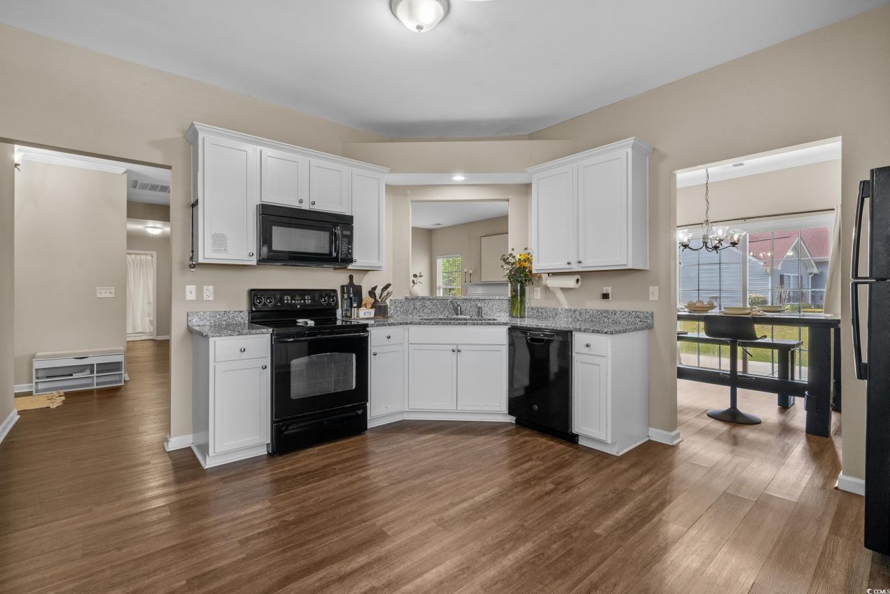 127 Heath Dr. Photo 4